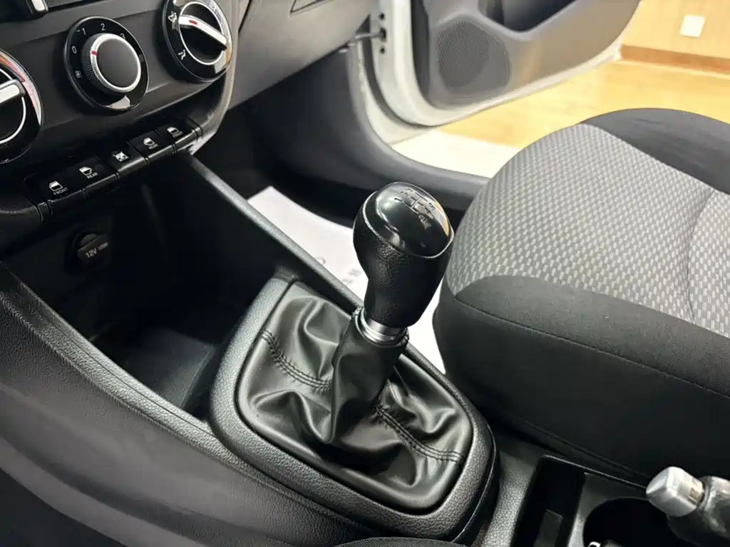 Hyundai Verna — миниатюра 14