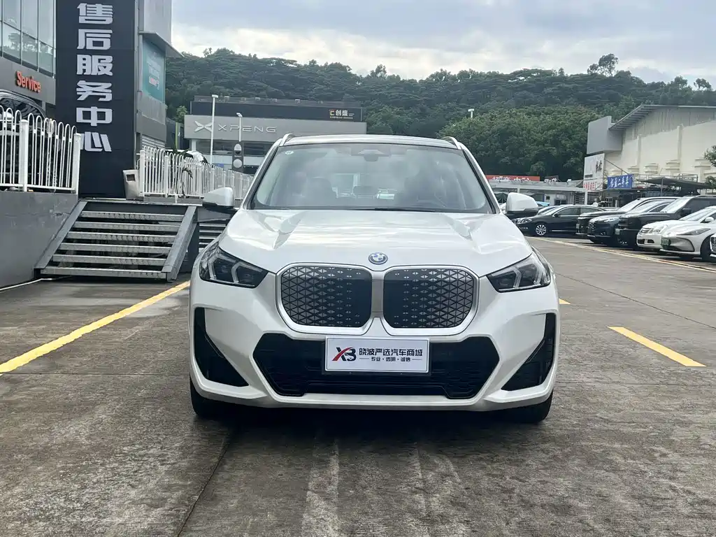 BMW iX1 — миниатюра 2