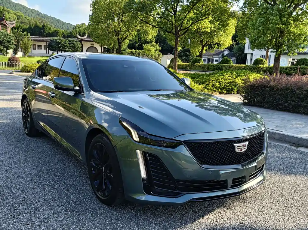 Cadillac CT5 — миниатюра 2