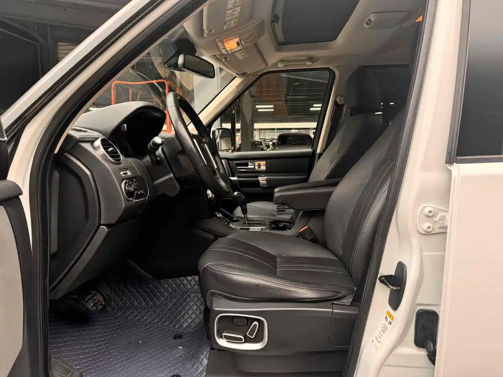 Land Rover Discovery 2013 5.0 V8 SE