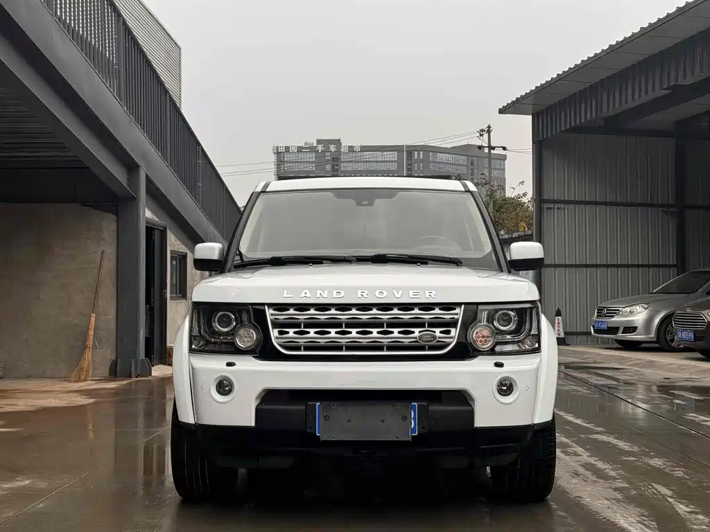 Land Rover Discovery 2013 5.0 V8 SE