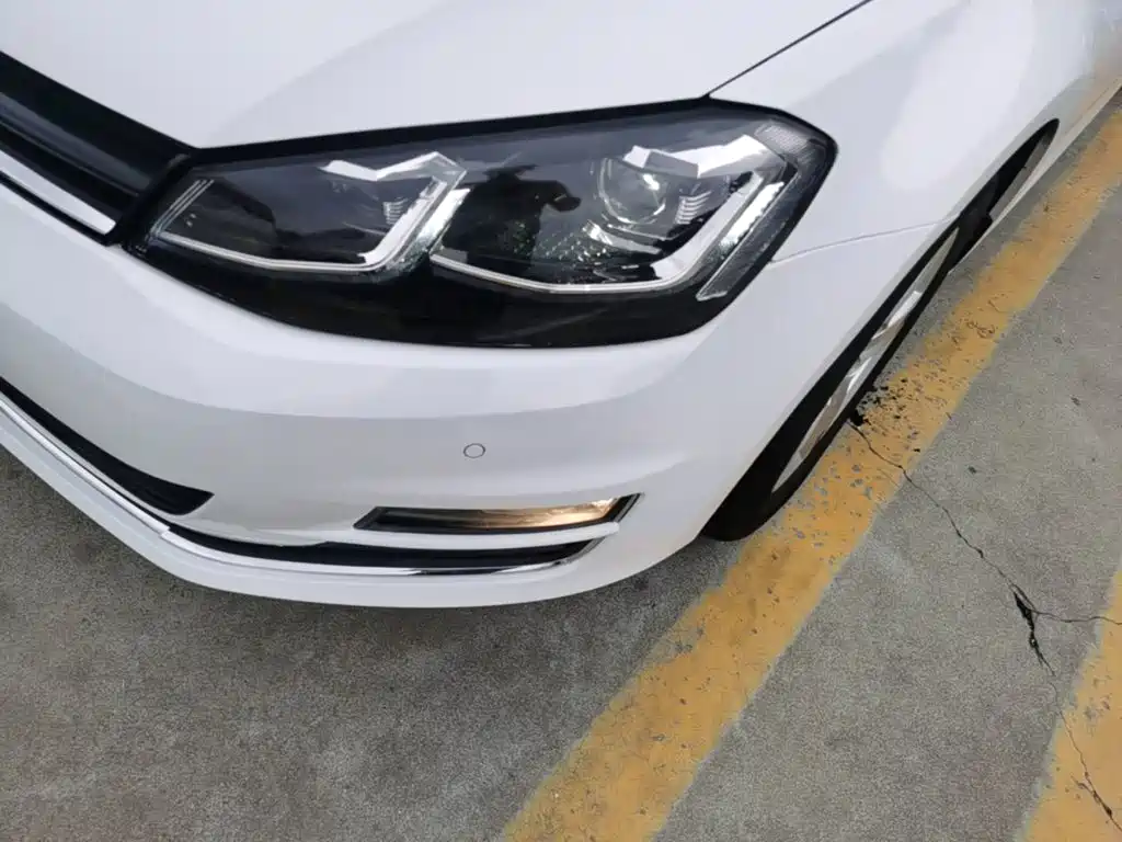 Volkswagen Golf — миниатюра 24