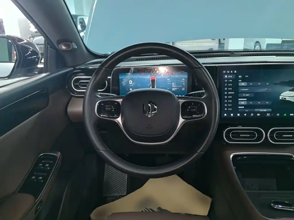 Leapmotor Leapmotor C01 — миниатюра 11