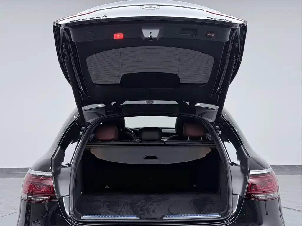 MERCEDES-BENZ GLC COUPE