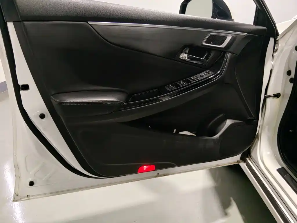 Honda Spirior — миниатюра 13