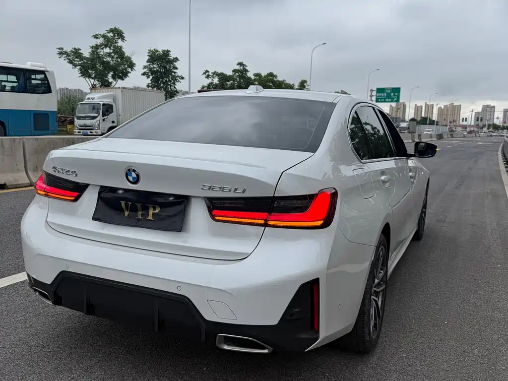 BMW 3 Series — миниатюра 9