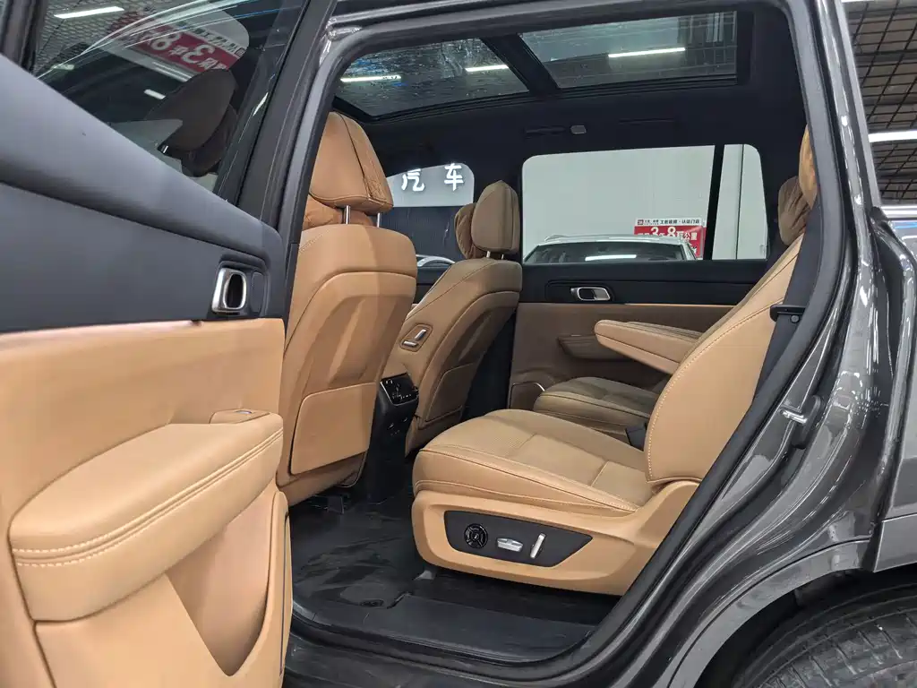 Li Auto Li ONE — миниатюра 9