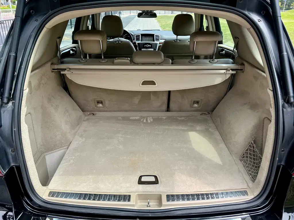 Mercedes-Benz M-Class — миниатюра 25