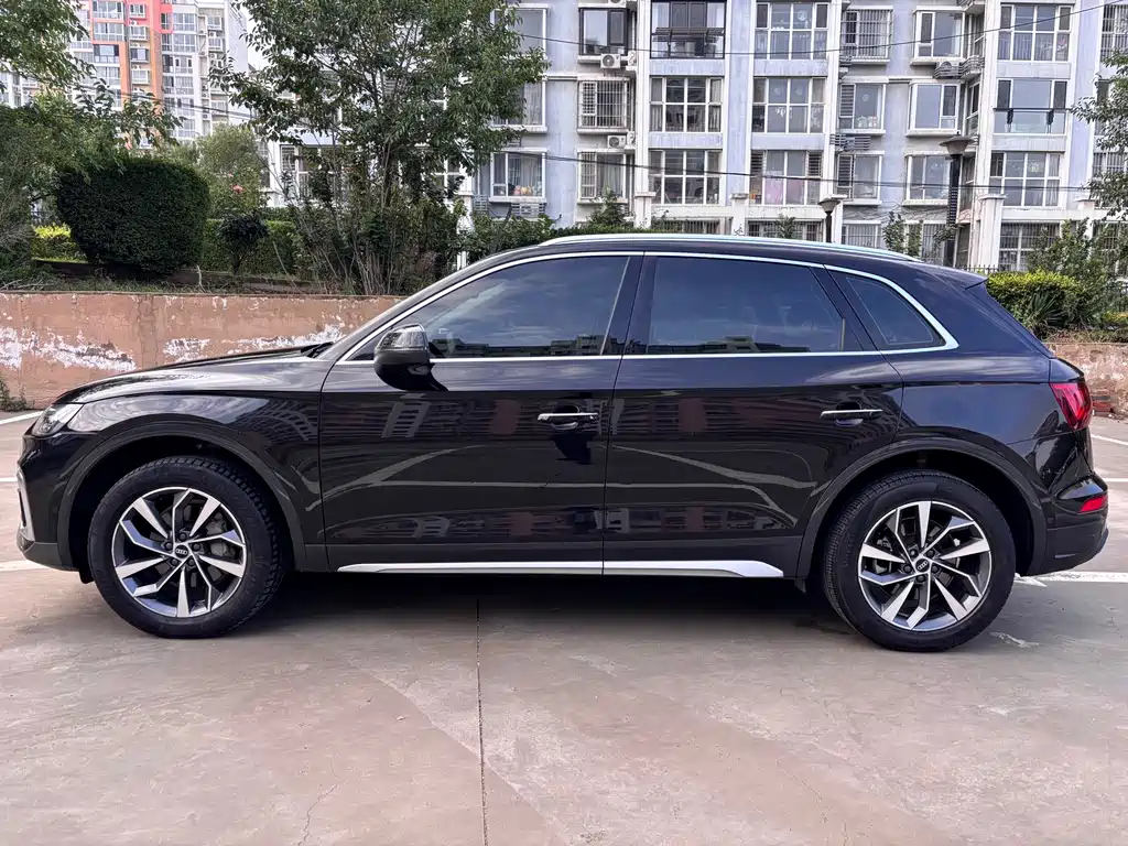 Audi Q5L 2022 40T Luxury