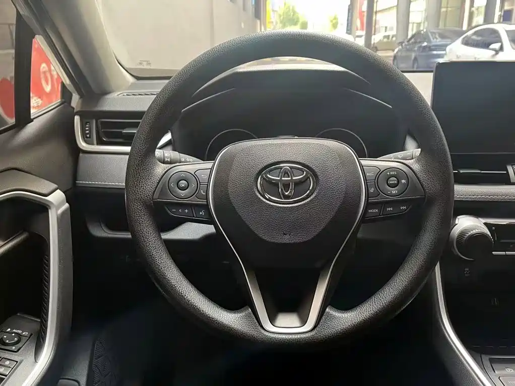 Toyota Wildlander — миниатюра 13