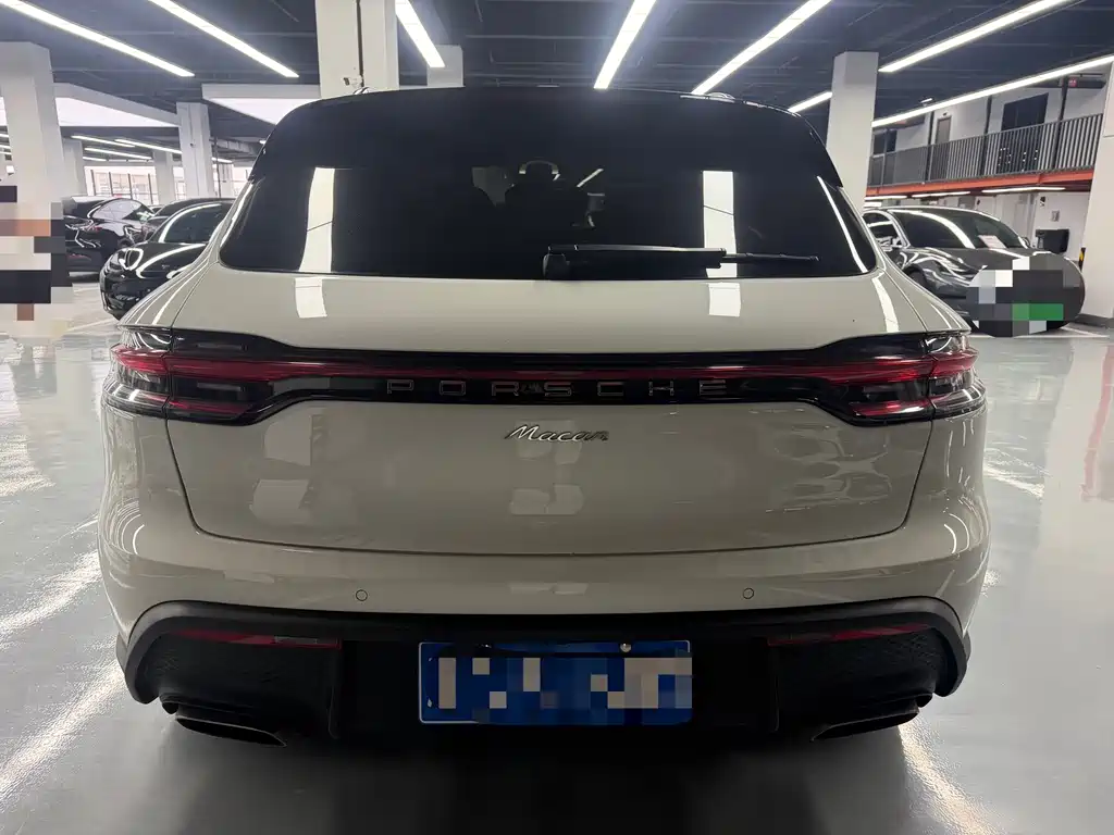 Porsche Macan — миниатюра 18