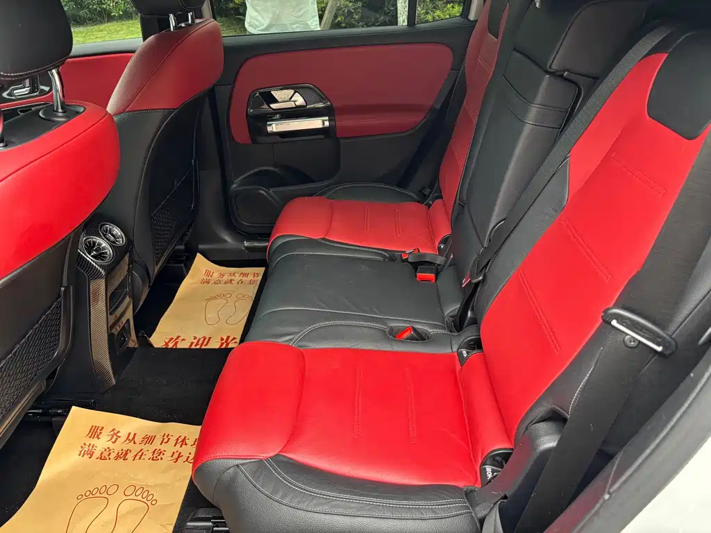 Mercedes-Benz GLB AMG — миниатюра 9