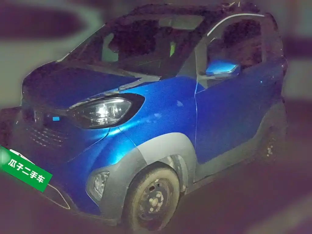 Baojun E100
