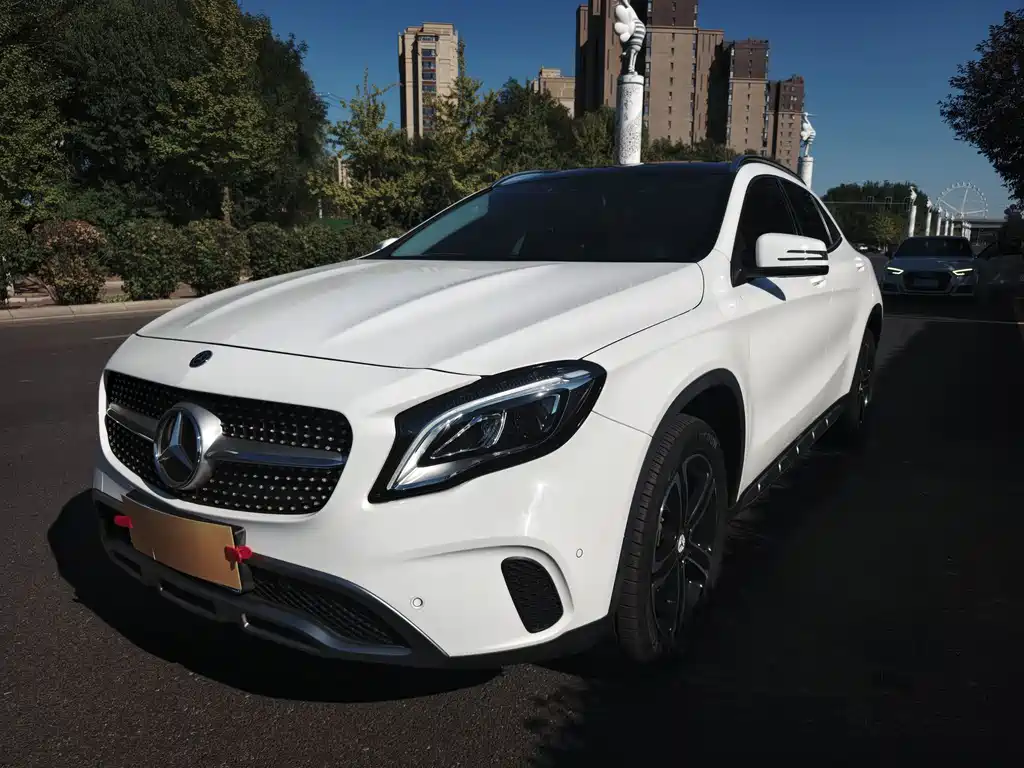 Mercedes-Benz GLA — миниатюра 2