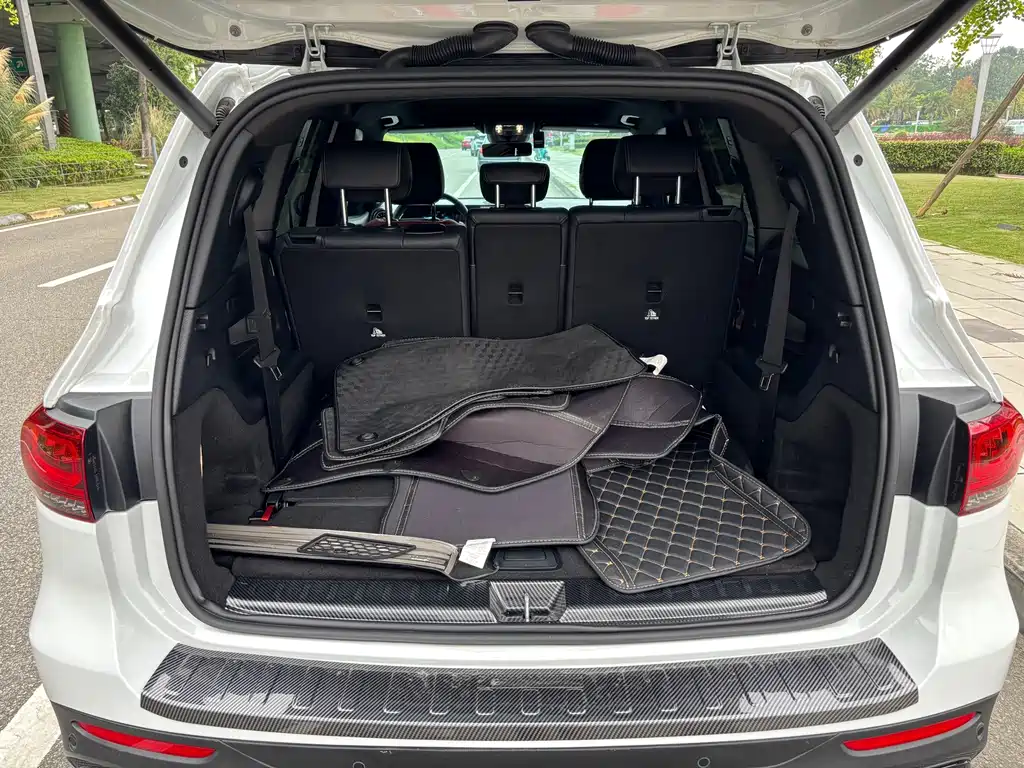 Mercedes-Benz GLB AMG — миниатюра 7
