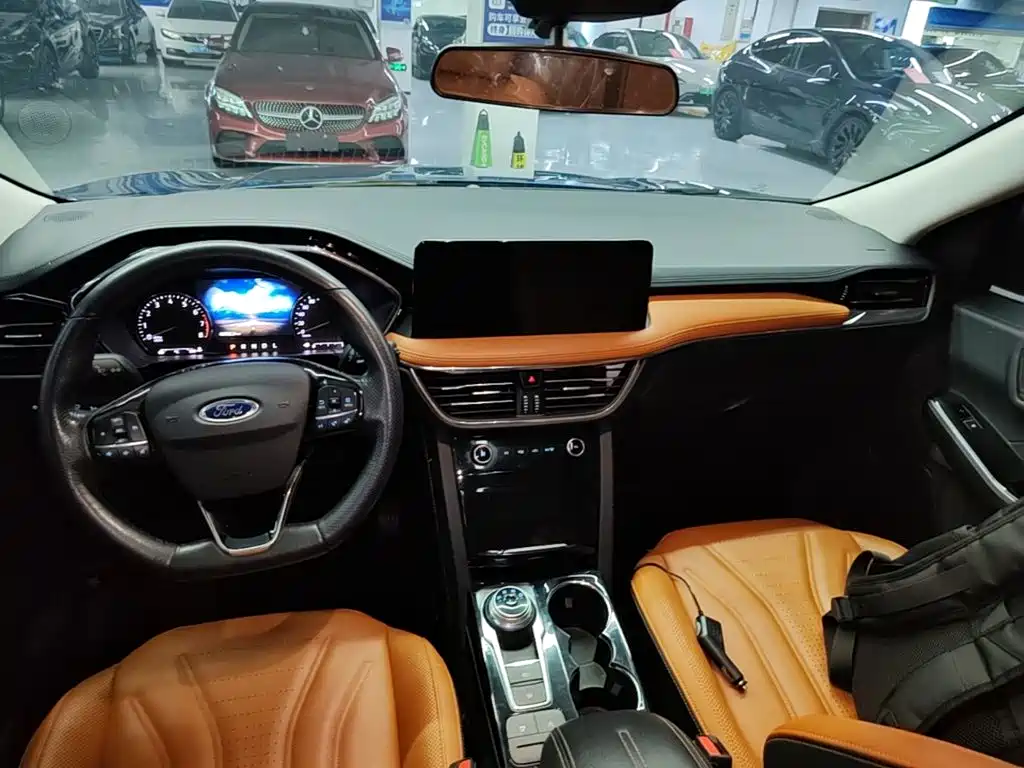 Ford Escape — миниатюра 13