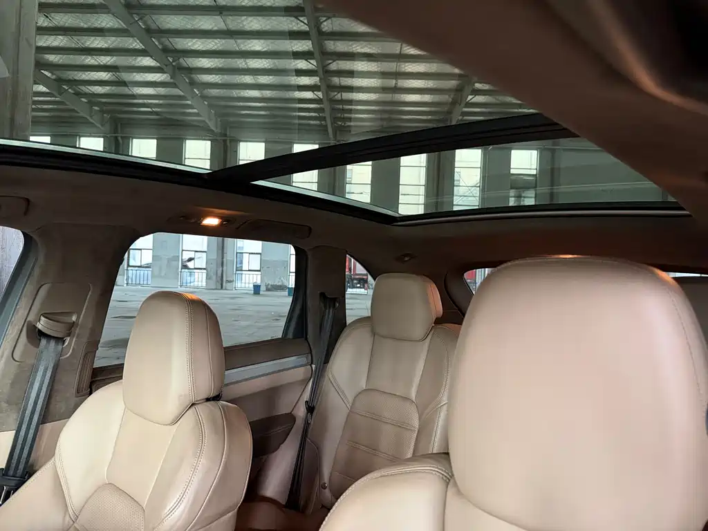 Porsche Cayenne 2011 Cayenne Turbo 4.8T
