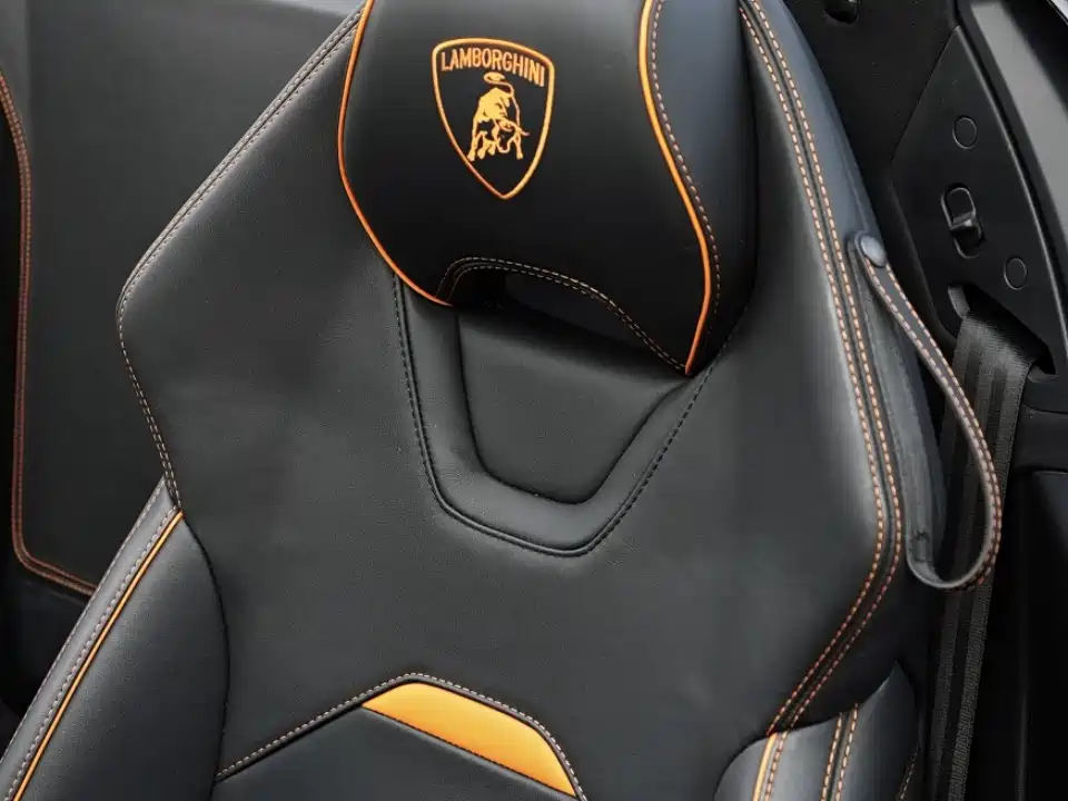 LAMBORGHINI HURACÁN