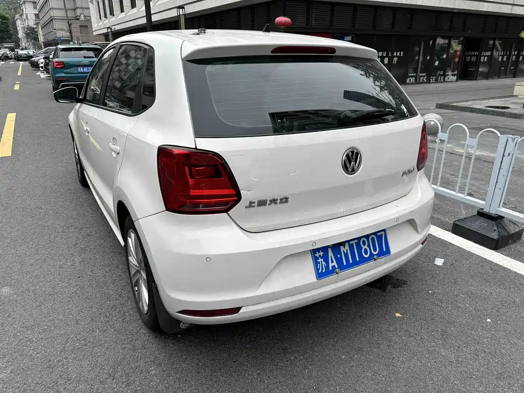 Volkswagen Polo — миниатюра 8