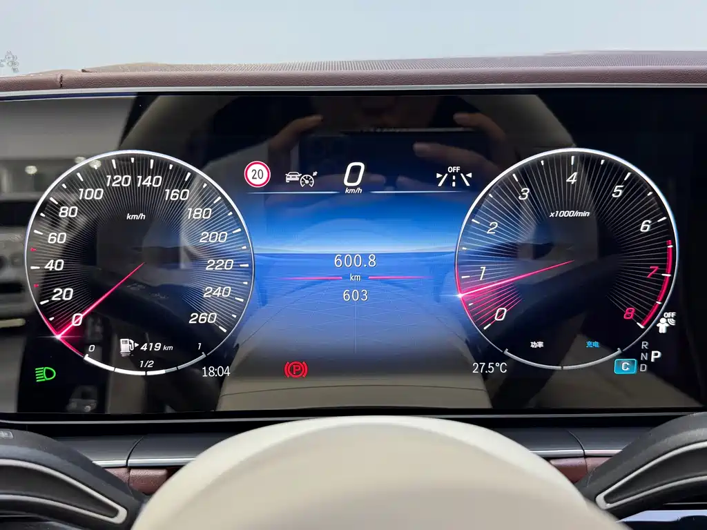 Mercedes-Benz GLS — миниатюра 14