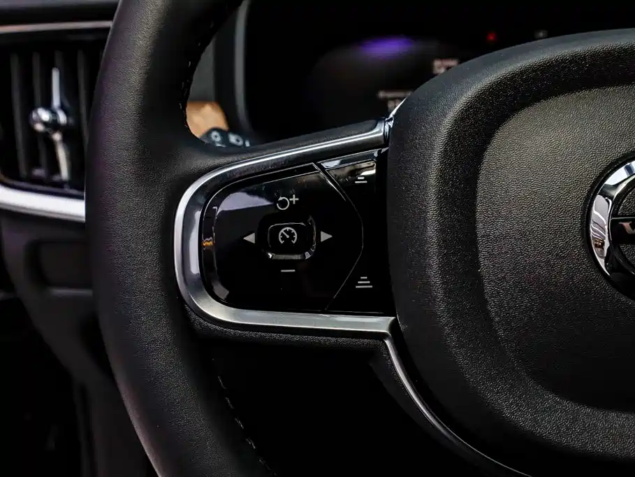 Volvo S90 — миниатюра 27