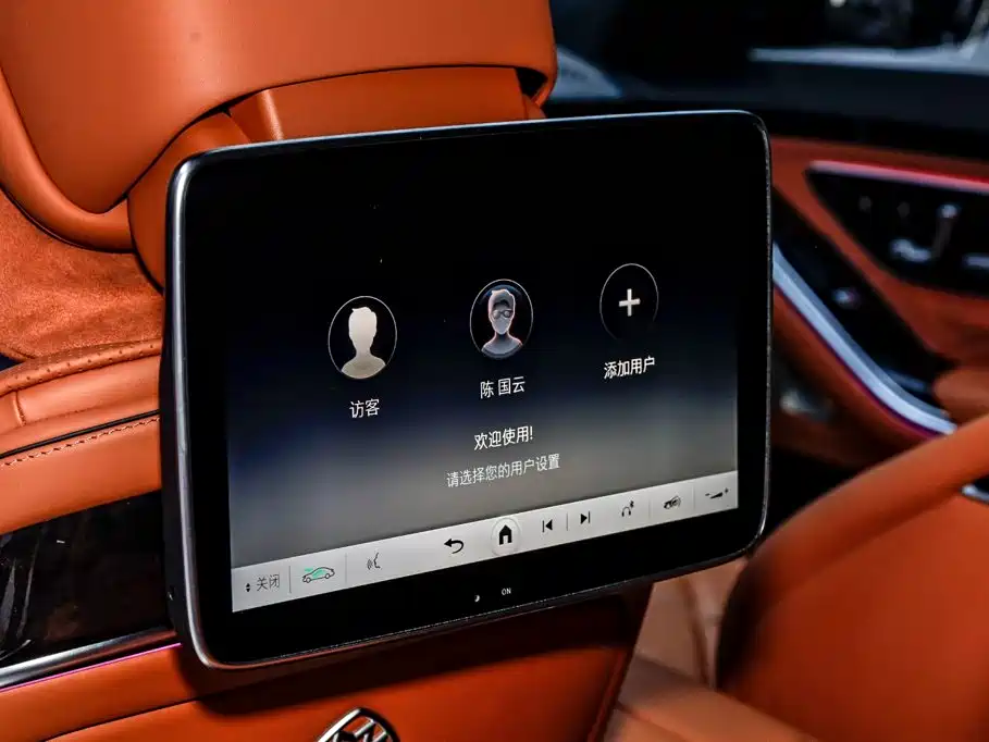 Mercedes-Benz S-Class — миниатюра 12