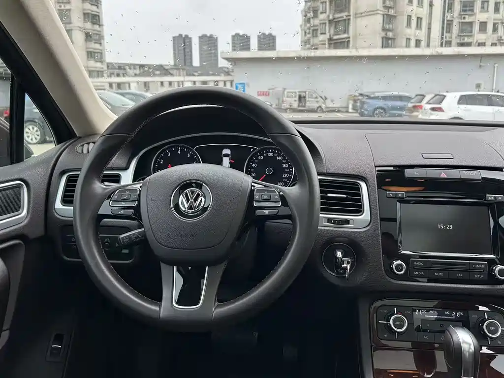 Volkswagen Touareg — миниатюра 17
