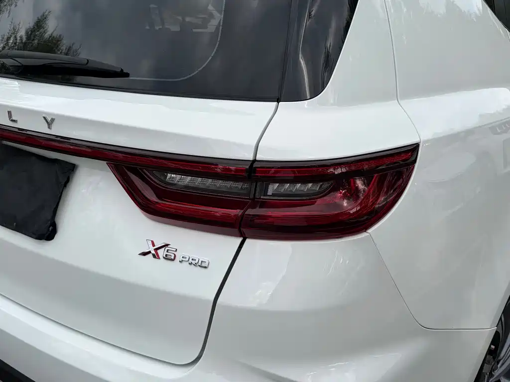 Geely Vision X6 — миниатюра 7