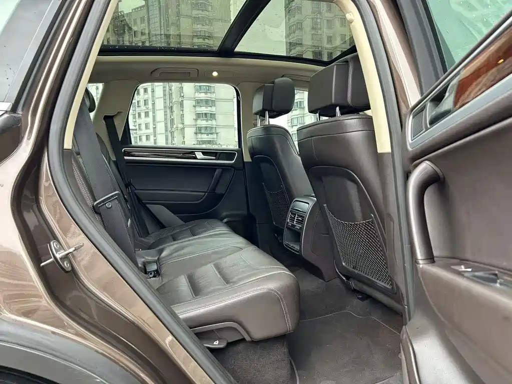 Volkswagen Touareg — миниатюра 16