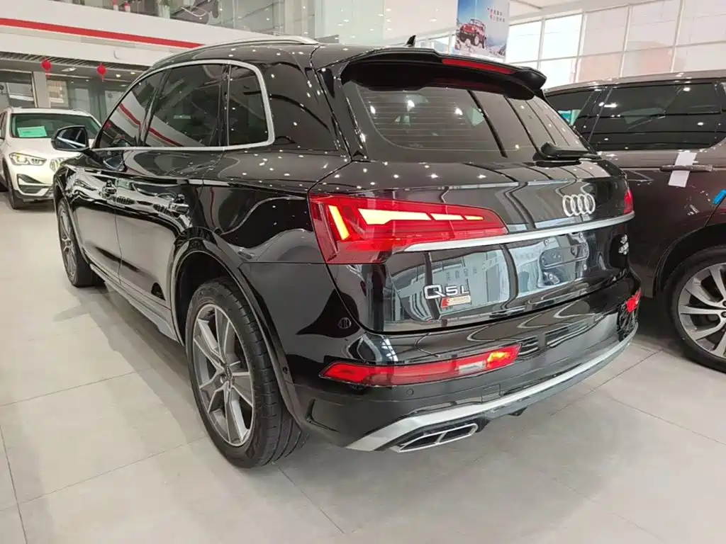 Audi Q5L — миниатюра 5