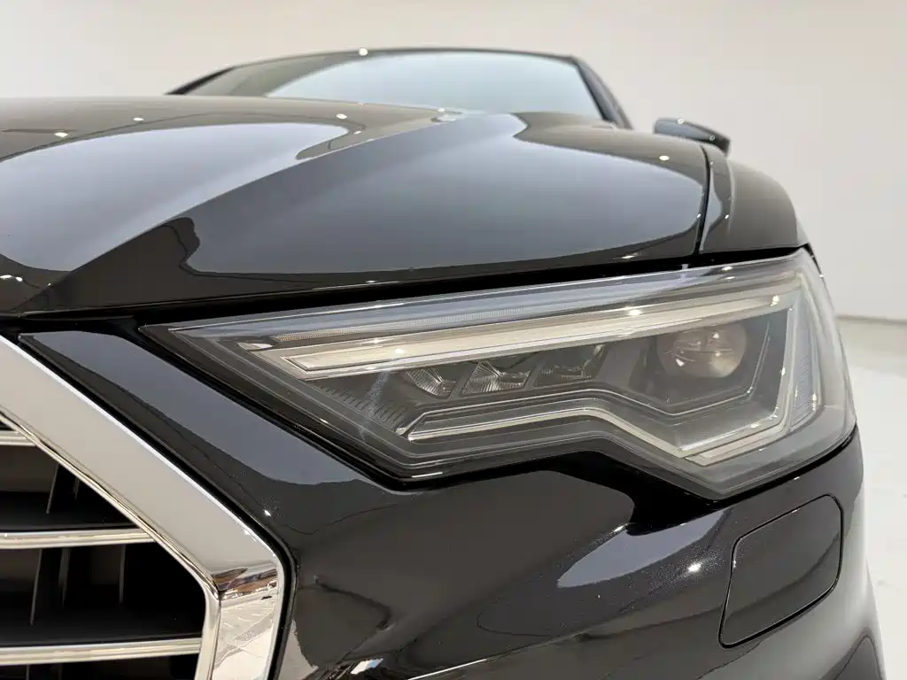 Audi A6L — миниатюра 9