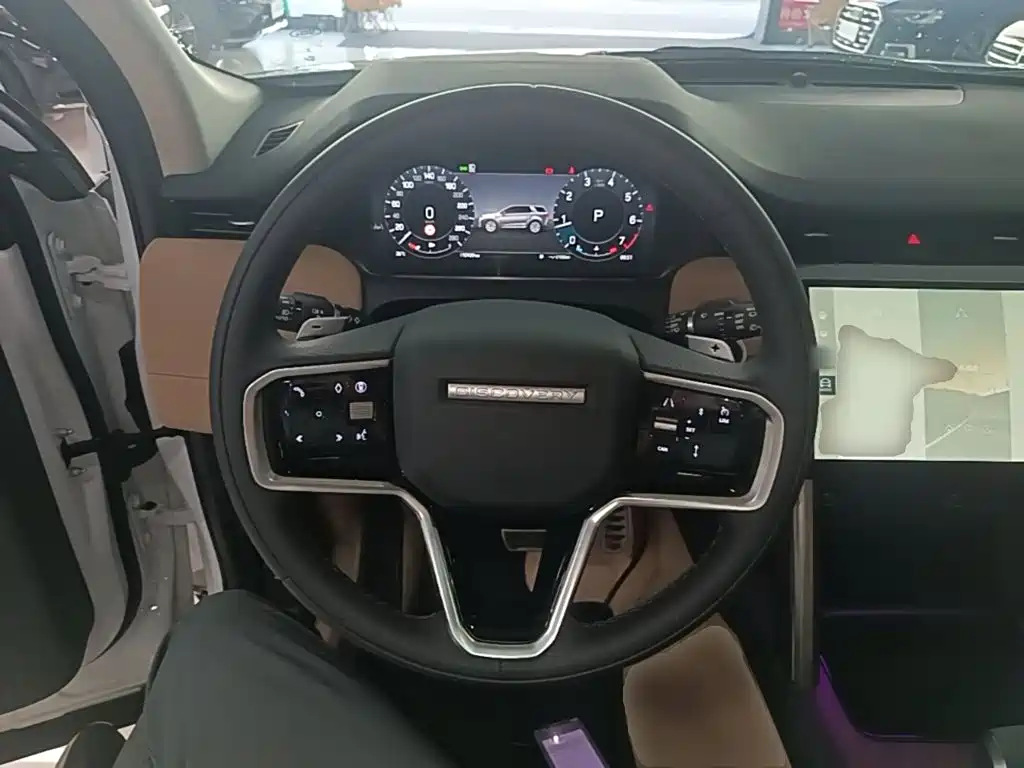Land Rover Discovery Sport — миниатюра 11