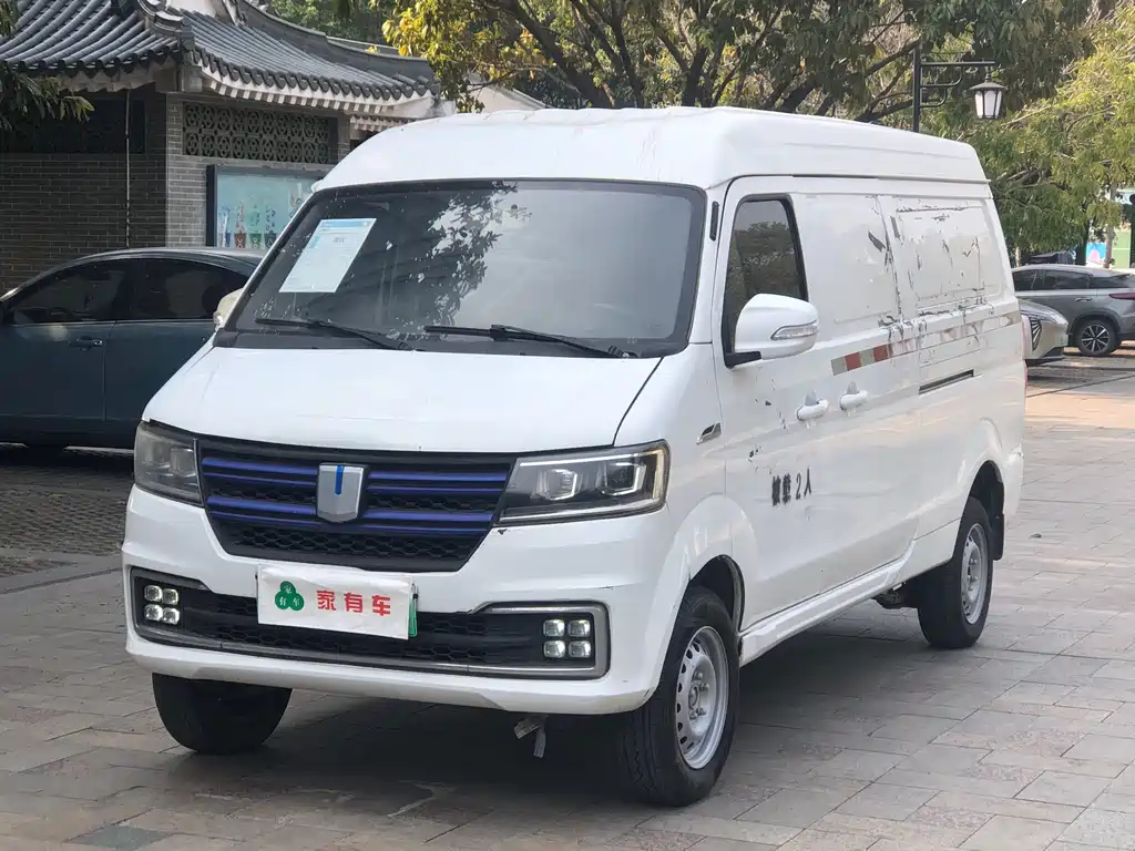 Yuan Cheng Yuan Cheng E5 2022