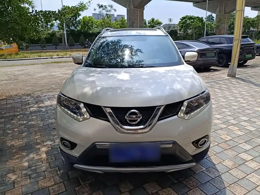 Nissan X-Trail — миниатюра 3