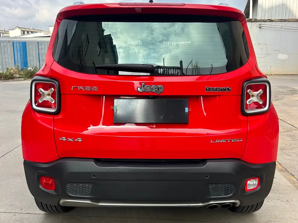Jeep Renegade — миниатюра 6