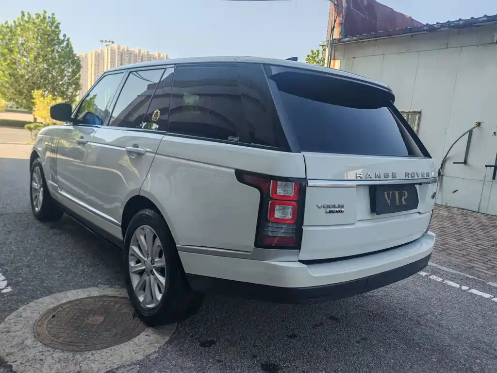 Land Rover Range Rover — миниатюра 19