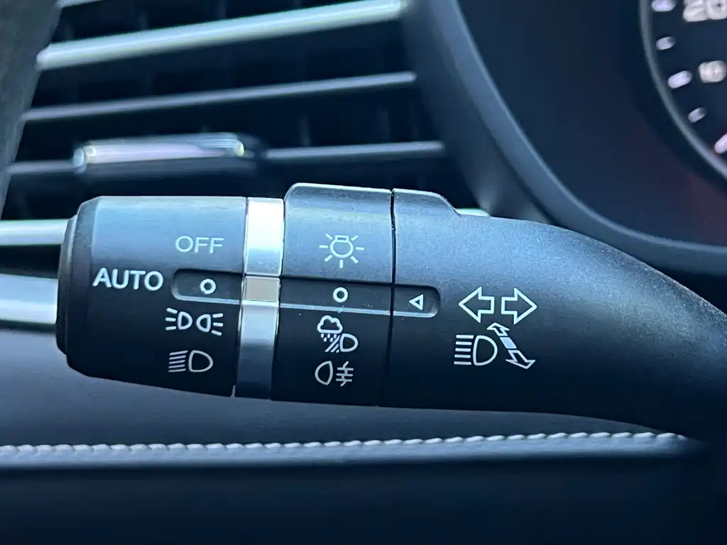Roewe i5 — миниатюра 17