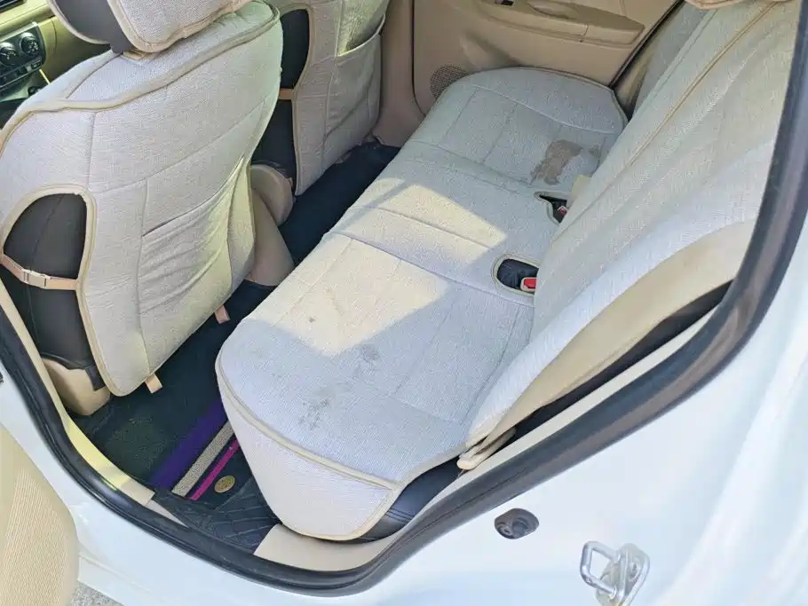 Toyota Yaris L — миниатюра 11