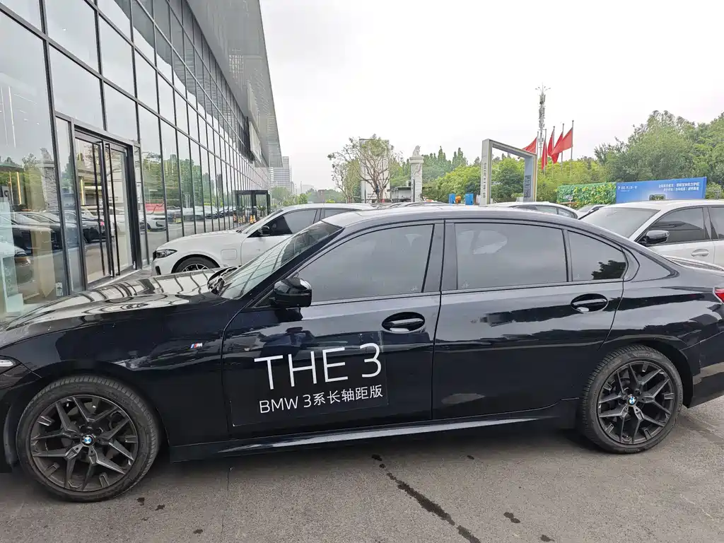BMW 3 Series 3 2025 330Li M Sport