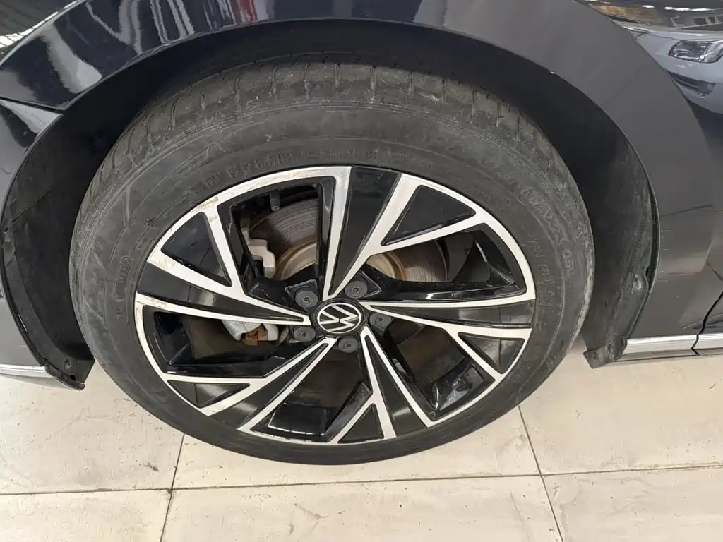 Volkswagen Magotan — миниатюра 4