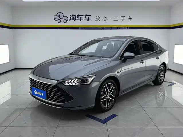 2022 BYD Qin