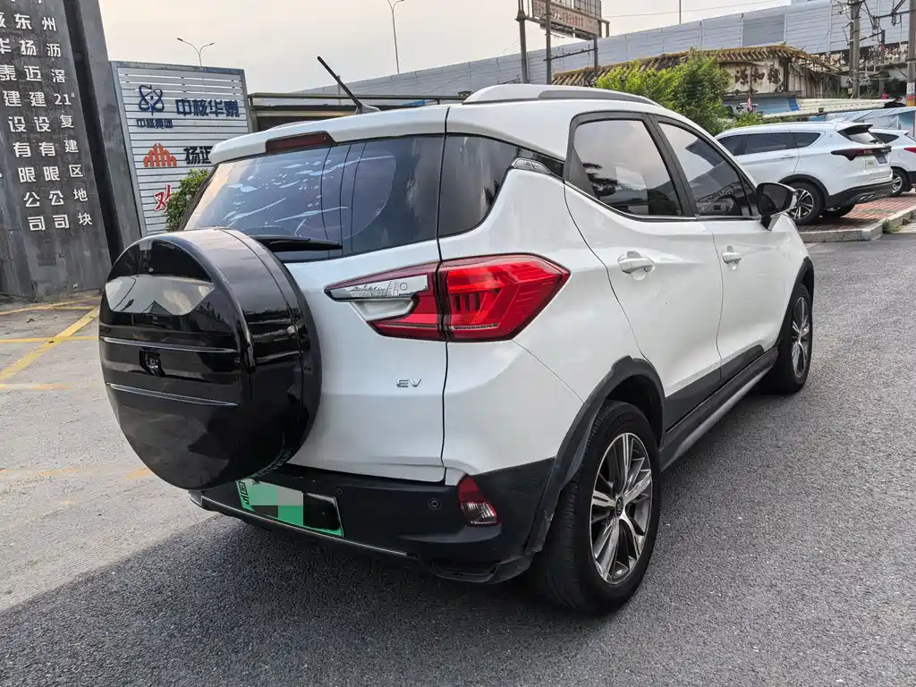 BYD Yuan 2019 EV535