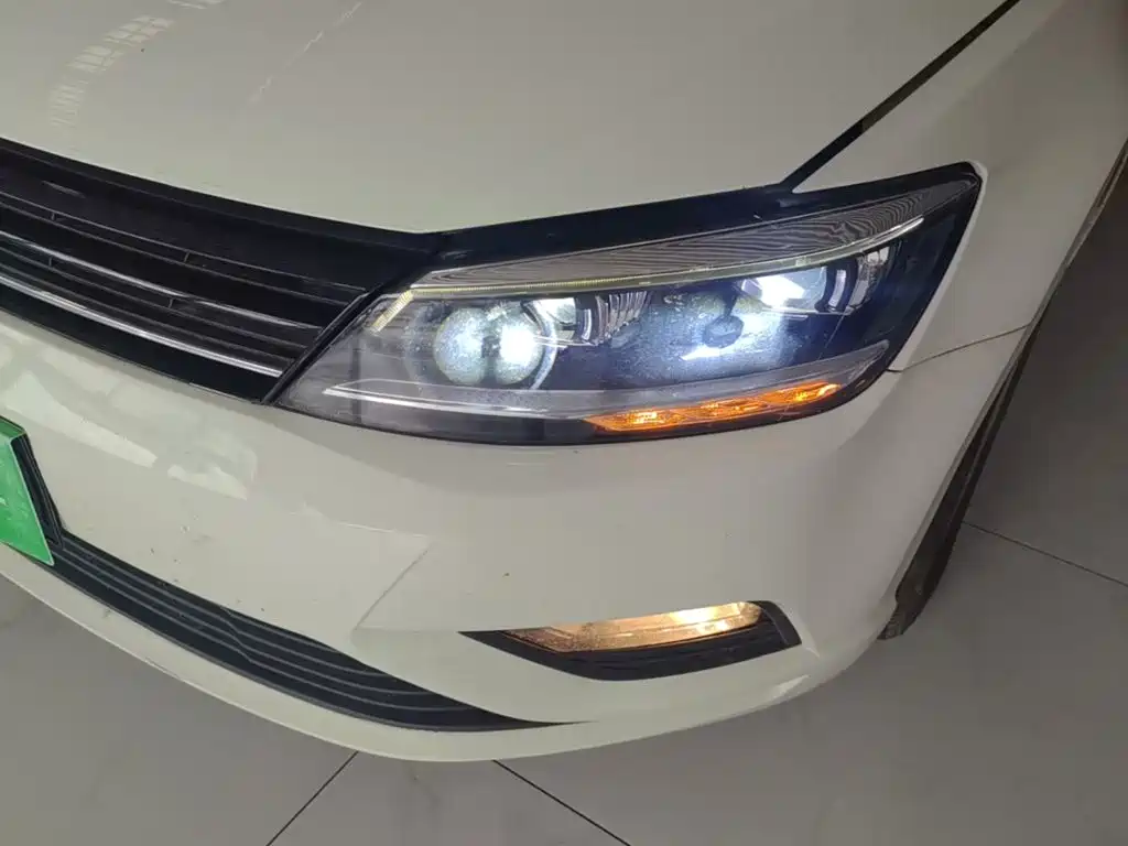 Volkswagen Lamando — миниатюра 24