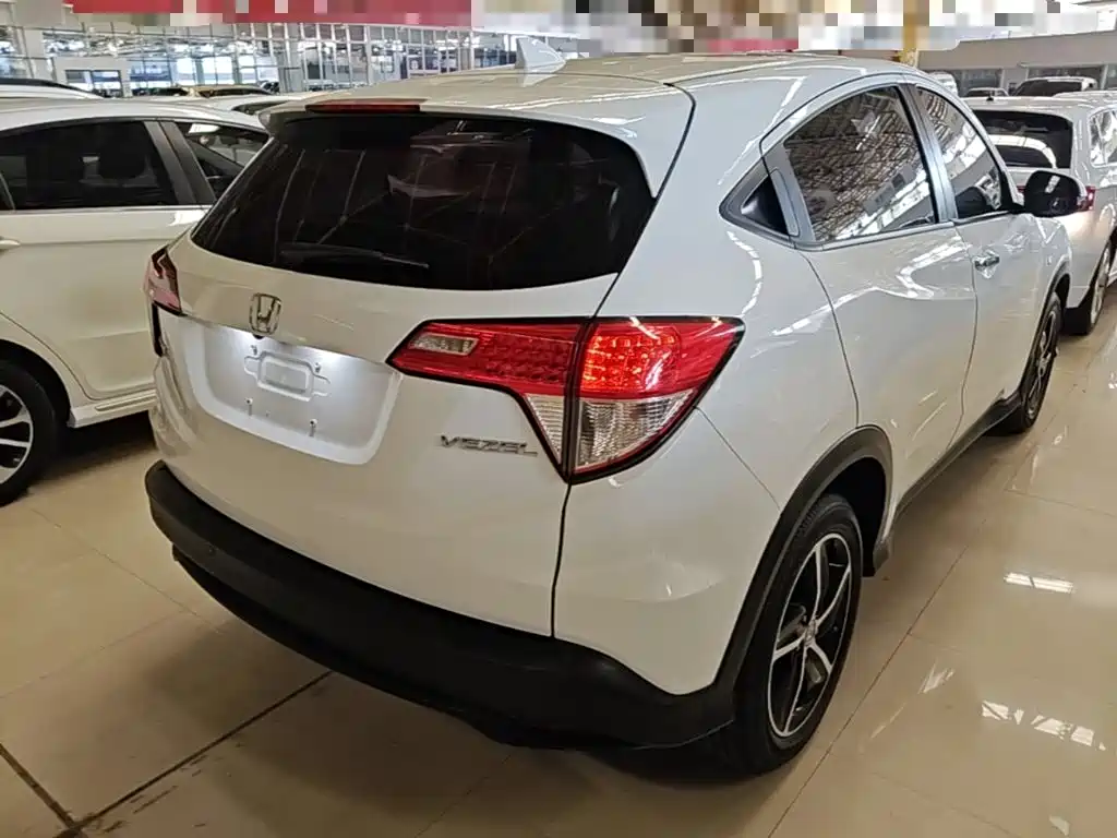 Honda Vezel — миниатюра 7