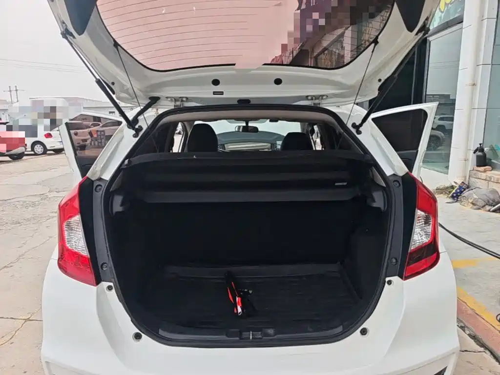 Honda Fit — миниатюра 19