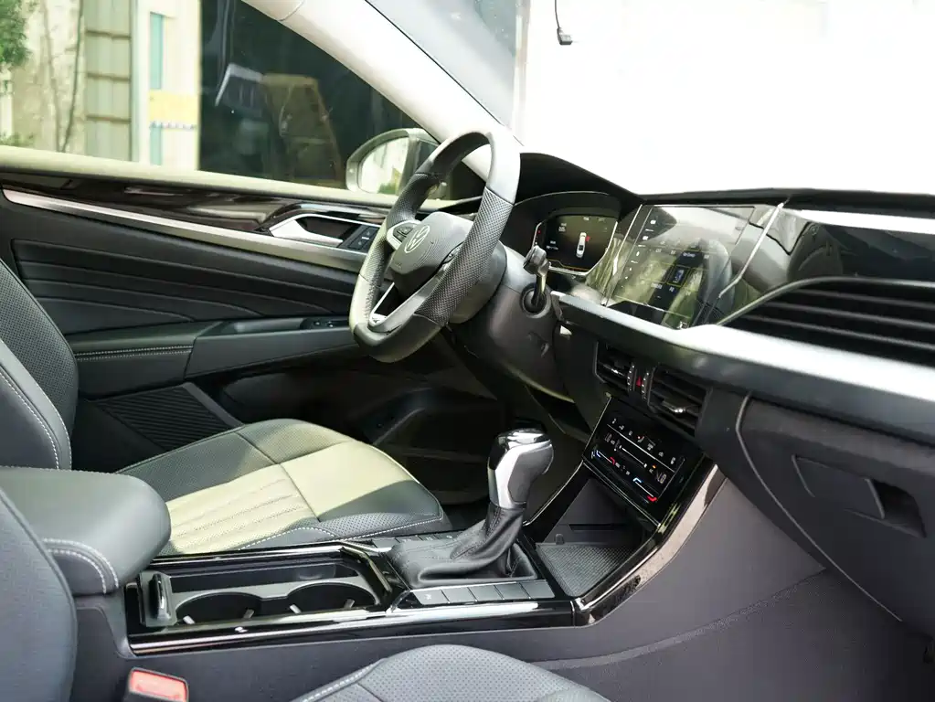 Volkswagen Passat — миниатюра 10
