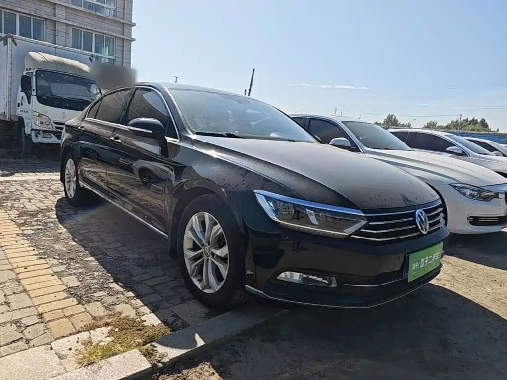 Volkswagen Magotan — миниатюра 4