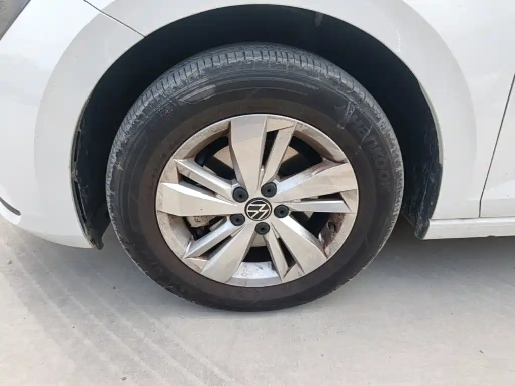Volkswagen Polo — миниатюра 23