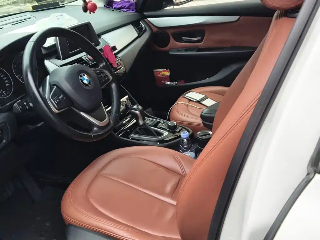 BMW 2 Series Active Tourer — миниатюра 16