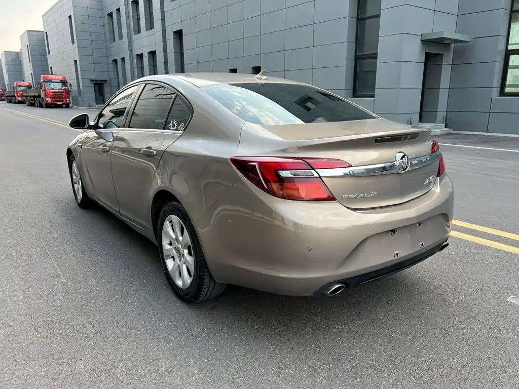 Buick Regal — миниатюра 5